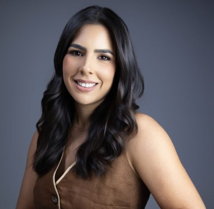 87d50606-4f72-417b-bc62-70d8b1794b5d Dra. Mirella Sá