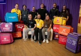 Participantes de coalizão Raiz em evento de lançamento do hub.