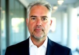 Alex Prietp Area Vice President, WW Renewals Sales & Customer Retention da BMC Helix.